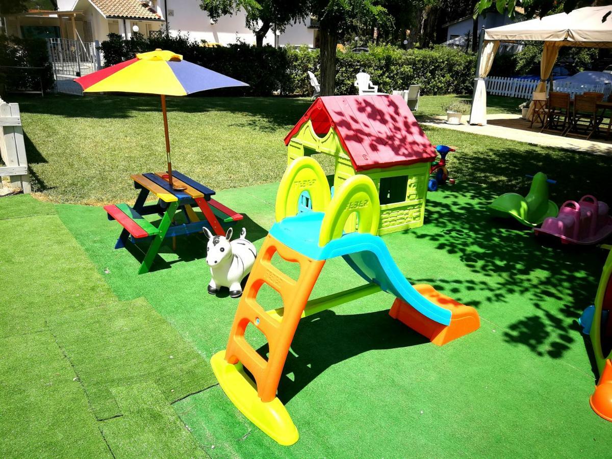 La Meria Di Maria La Terrazza Marina di Grosseto Extérieur photo
